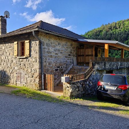 La Maison Des Lucioles Saint-Julien-Boutieres Bagian luar foto