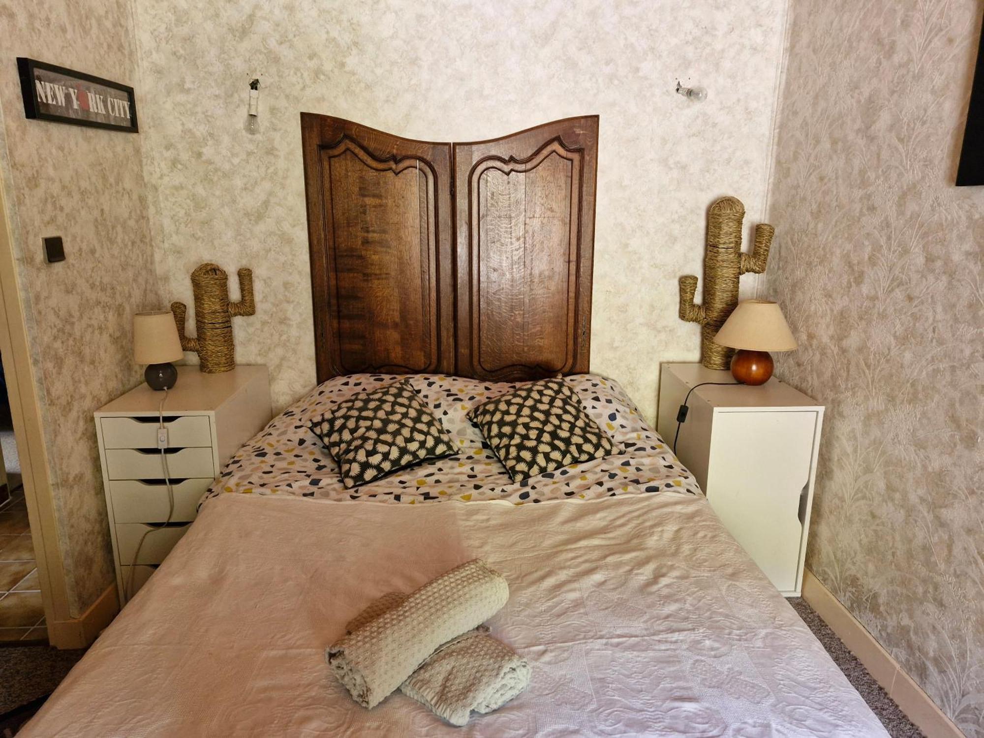 La Maison Des Lucioles Saint-Julien-Boutieres Bagian luar foto